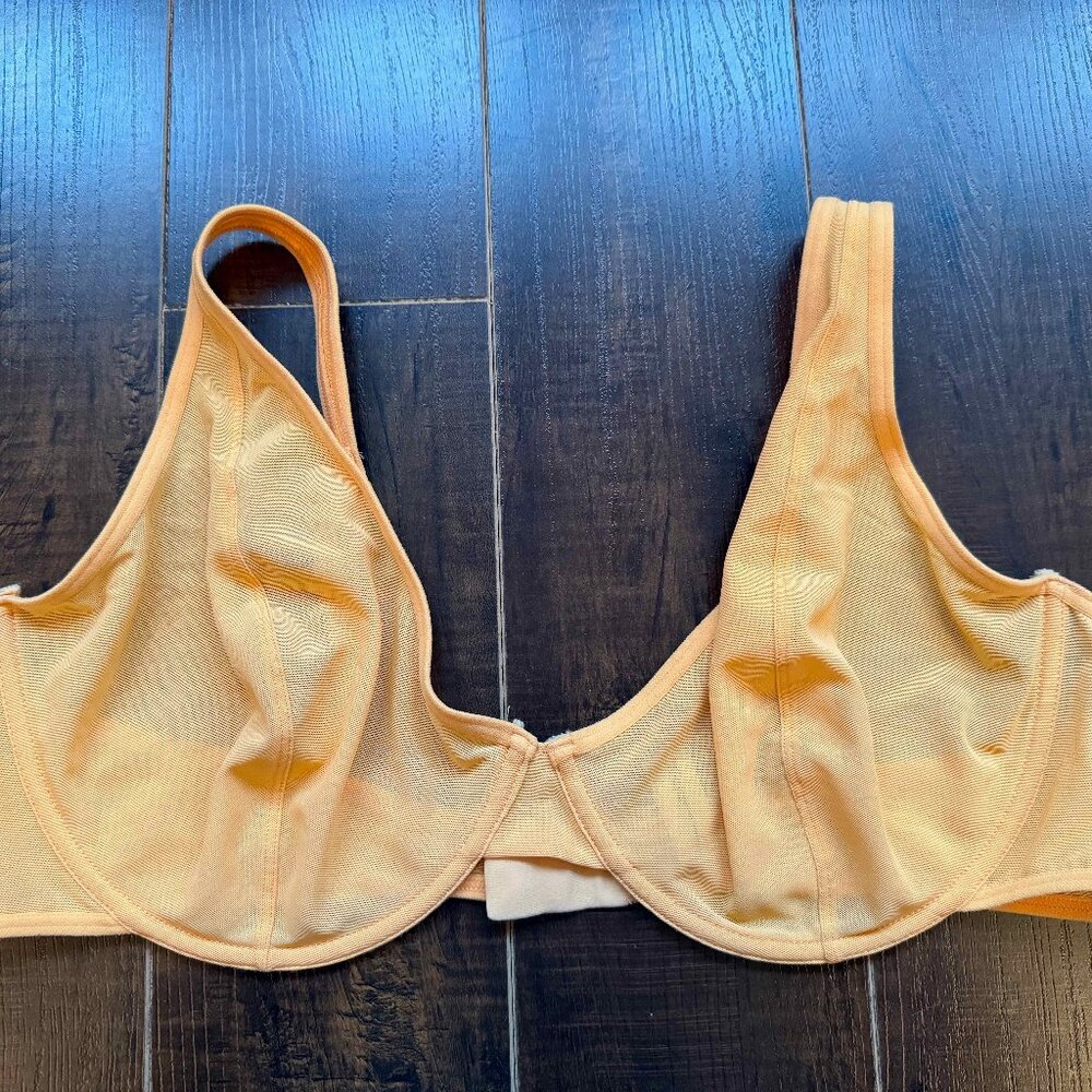 Old Navy Bra 42C like new
